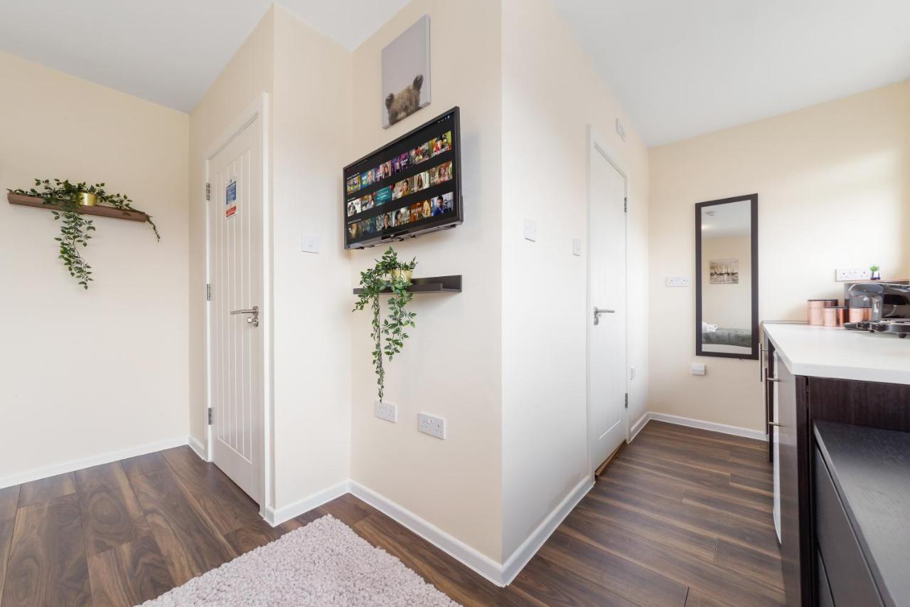 Twickenham Homes Isleworth Exterior photo